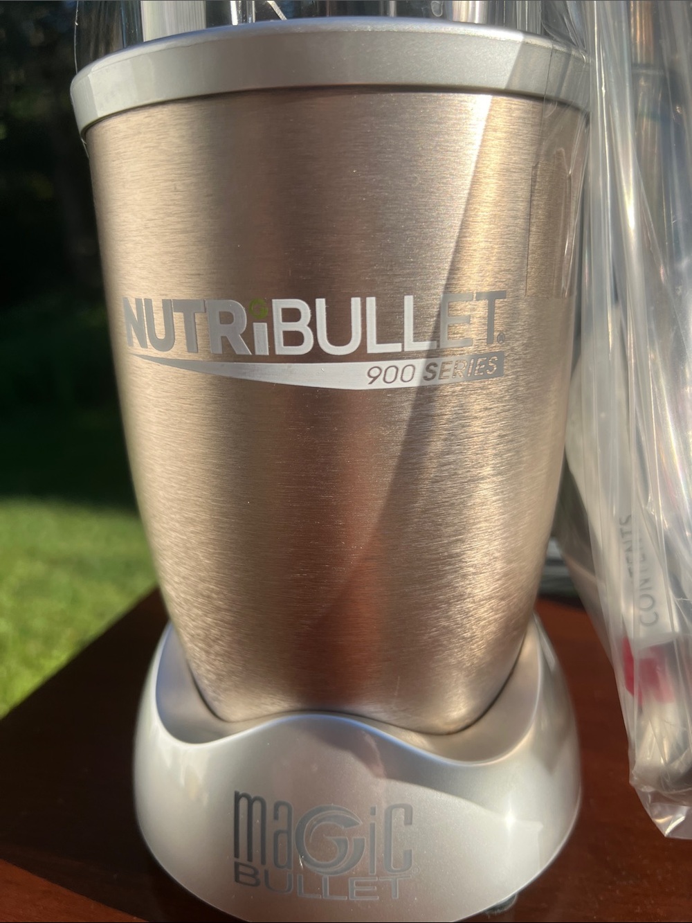 NutriBullet Pro 900W Nutrient Extractor Blender Champagne Silver - Picture 4 of 11